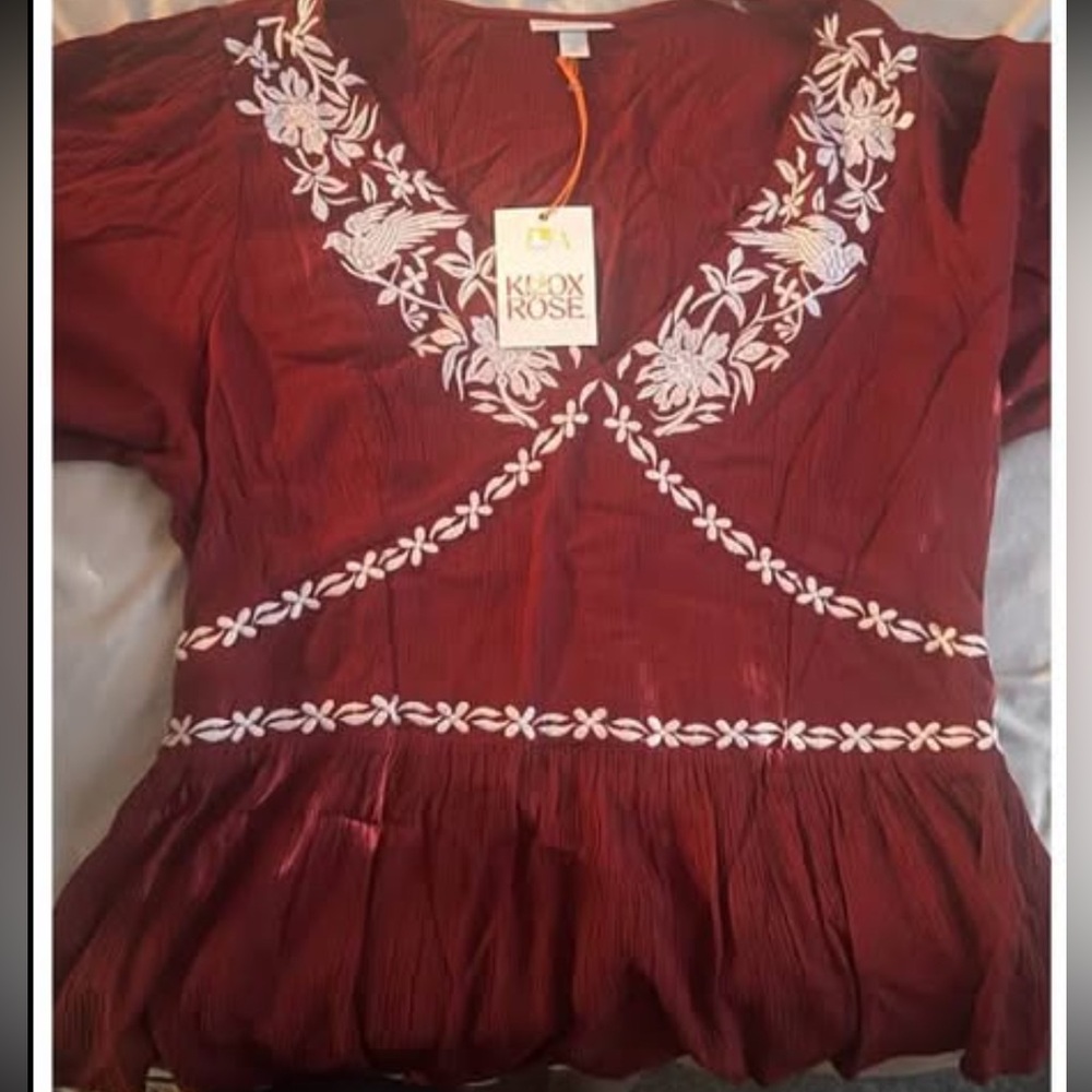 Knox Rose Maroon Top with Cream Detailing